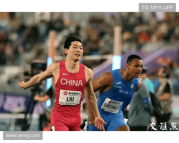 男子400米跨栏 我国选手郭俊杰夺铜牌
